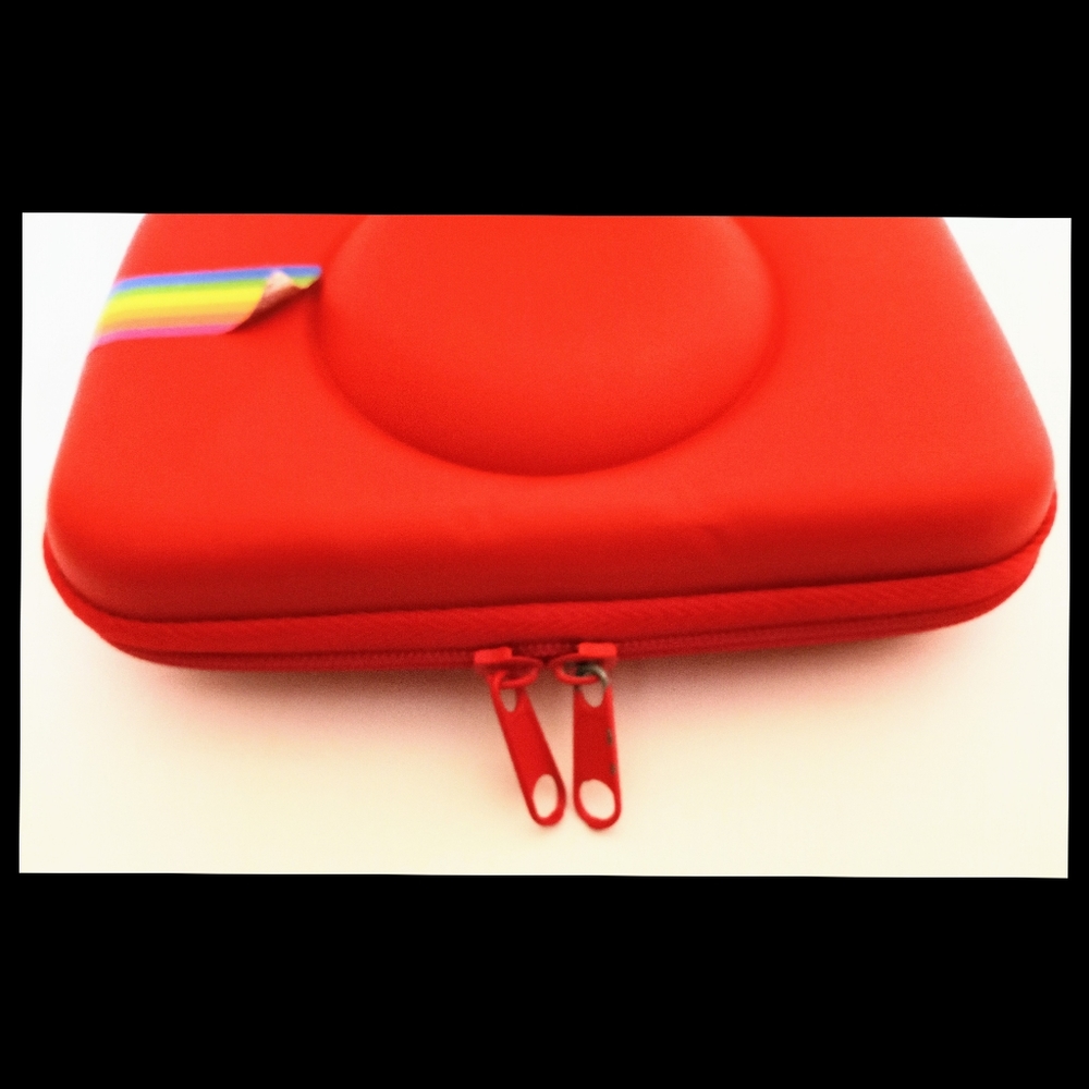Polaroid Snap Case "Red" - Picture 8 of 14